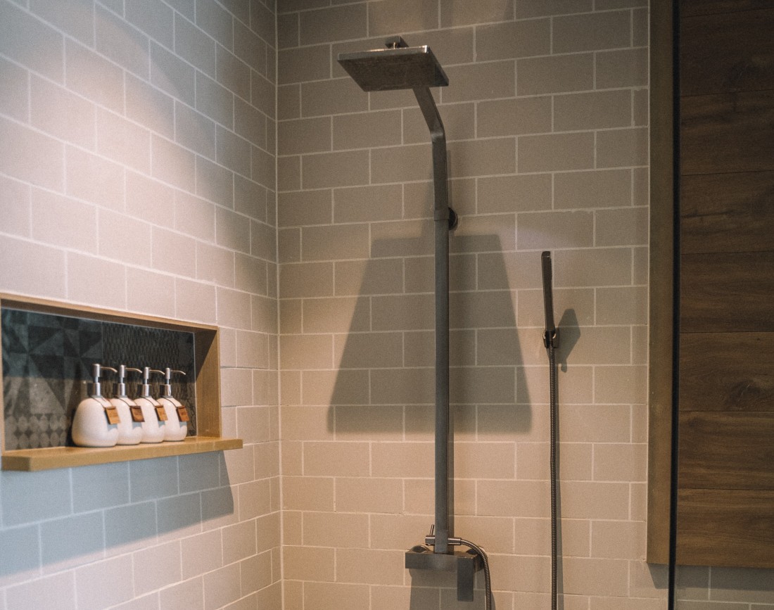 Amenajare dus tip walk-in