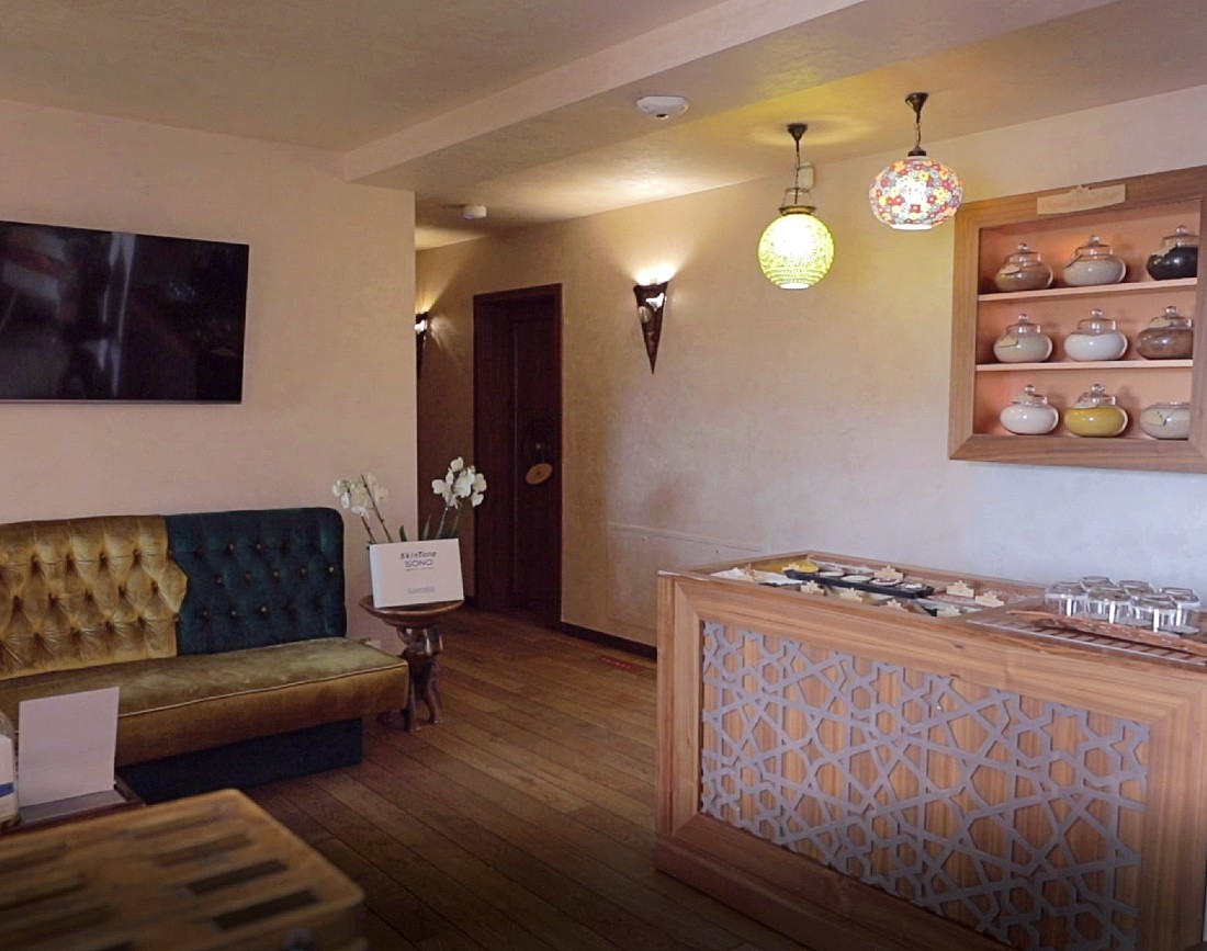 Amenajarea receptiei ThaiCo SPA