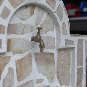 Cismea Gradina Mica, Traditionala, Freestanding - Placata cu piatra poligonala, Ardezie Rhodos, 80 x 55 cm, 70 kg