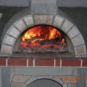 Cuptor Gradina Traditional (Carbune/Lemn, 170 x 120 x 145 cm, 950 kg, piatra poligonala Rhodos, caramida)