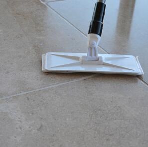 Универсальное моющее средство LTP Premium Floorshine для натурального камня, 1 л