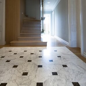 Marmura Volakas Polisata, 60 x 30 x 2 cm - Standard