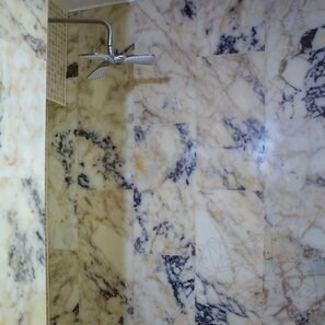 Marmura Arabescato Violet Polisata, 60 x 30 x 2 cm (Translucida)