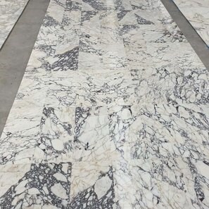 Marmura Arabescato Violet Polisata, 60 x 30 x 2 cm (Translucida)