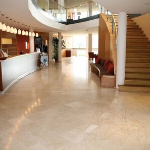 Marmura Crema Royal Polisata, 60 x 30 x 2 cm
