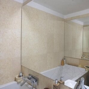 Limestone Sunny Dream Periata, 61 x 30.5 x 1.2 cm (placari interior )