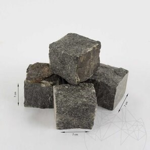 Натуральный гранитный кубический камень цвета серого антрацита, 7 x 7 x 7 см