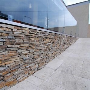 Ardezie Homa 3D Strips | Piatra Decorativa pt. Placari Verticale, Exterior-Interior (10-12/palet)