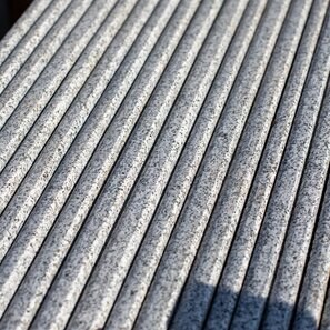 Специальные изделия Гранит Bianco Sardo, пескоструйная обработка, 2 см