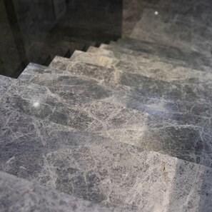 Marmura Tundra Grey Polisata  2 cm – Blaturi, Trepte, Glafuri si Piese Personalizate