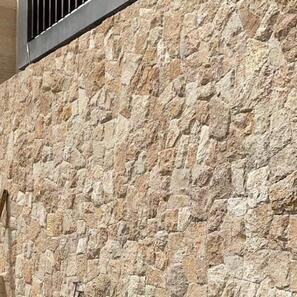 Marmura Poligonala Rock Face Ivory