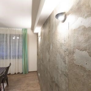 Ardezie Flexibila SKIN MicroStone 1mm - Tan, 240 x 90 cm | Piatra Ultra-Flexibila pt Pereti, Mobilier, Fatade