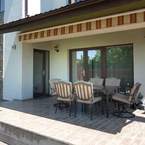 Travertin Latte PREMIUM Periat si Daltuit, 30.5 x 15.2 x 3 cm (Pavaj Exterior)