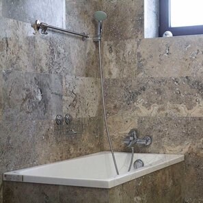 Полированный травертин с серебряной крестообразной огранкой, 61 x 30,5 x 1,2 см