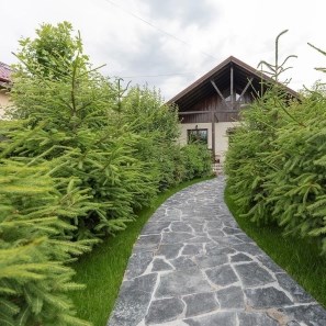 Ardezie Poligonala Verde Laguna - Piatra Naturala pt. Interior / Exterior | Fatade, Pavaje si Alei (1 mp = 10–14 bucati)
