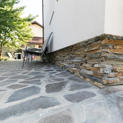 Ardezie AquaBlue Mix 3D Strips | Piatra Decorativa pt. Placari Verticale, Exterior-Interior (10-12 mp/palet)