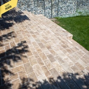 Travertin Latte PREMIUM Periat si Daltuit, 30.5 x 15.2 x 3 cm (Pavaj Exterior)